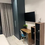 Apartament δ17 & Larissa